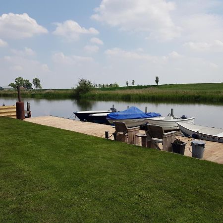 Bed en breakfast Uitrust Lauwerzijl Exterior foto