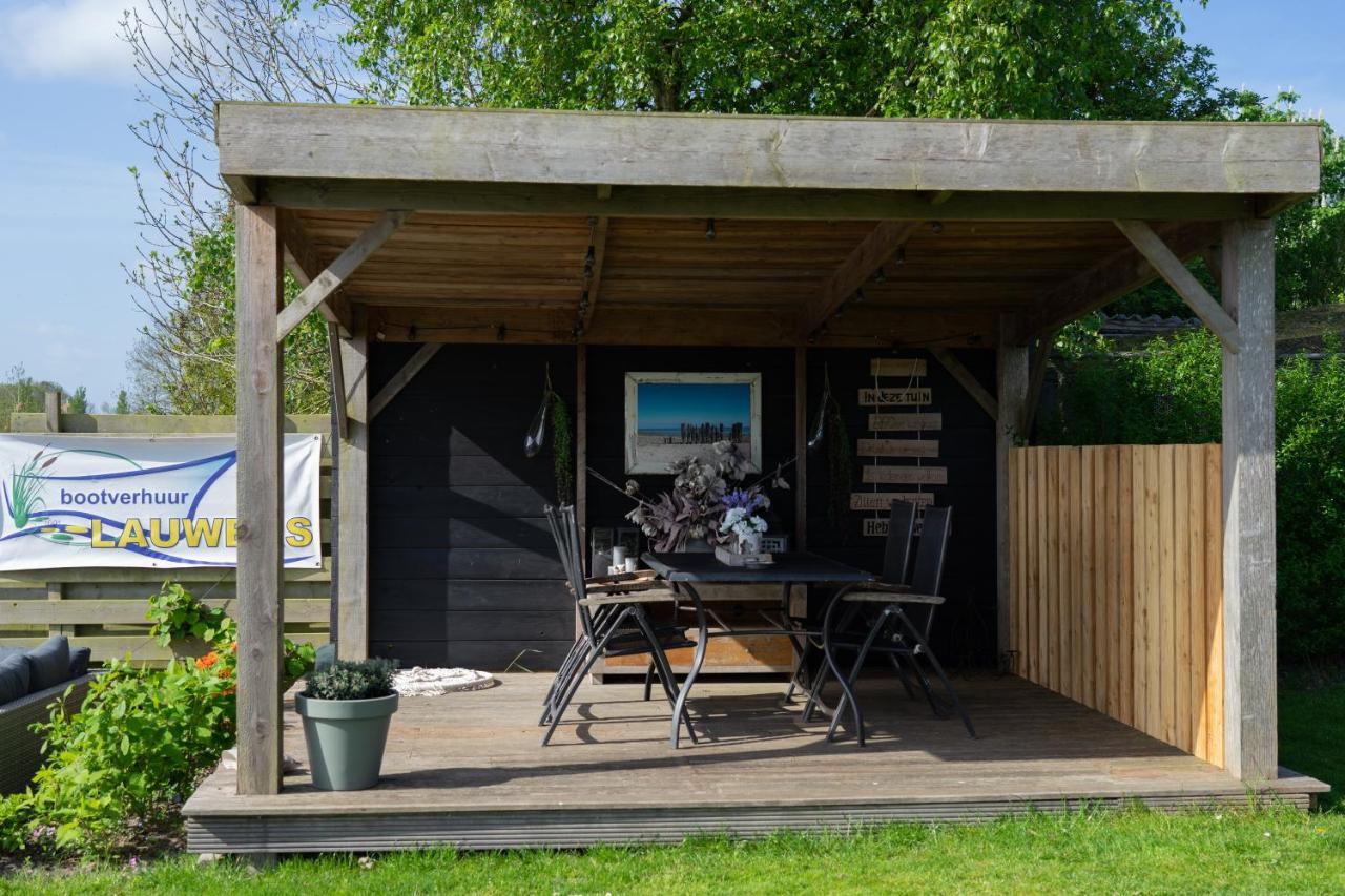 Bed en breakfast Uitrust Lauwerzijl Exterior foto
