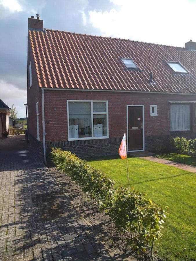 Bed en breakfast Uitrust Lauwerzijl Exterior foto